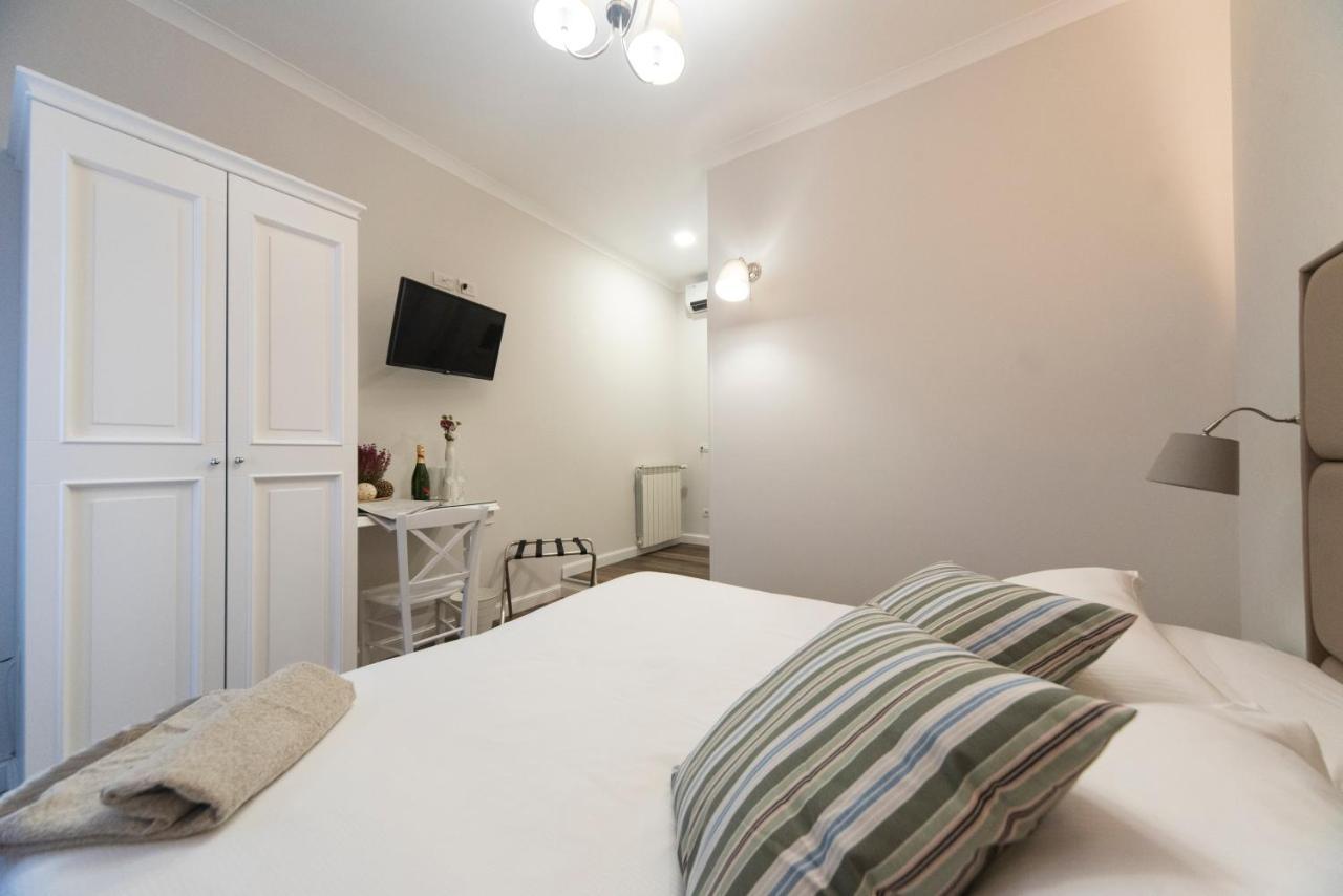 Sacconi Palace Suite Roma Bagian luar foto