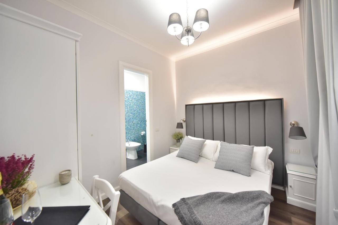Sacconi Palace Suite Roma Bagian luar foto