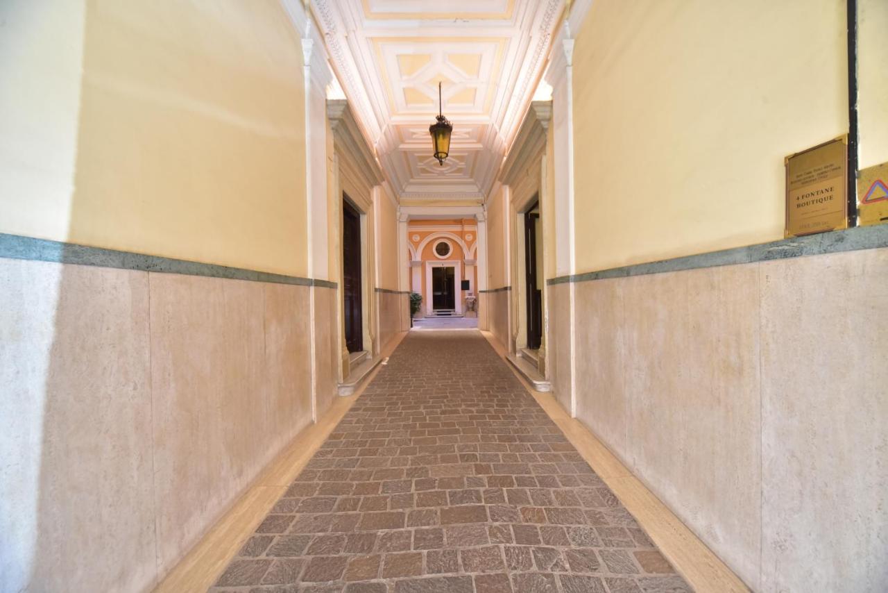 Sacconi Palace Suite Roma Bagian luar foto
